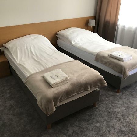 7 Rooms Mtp 波兹南 外观 照片