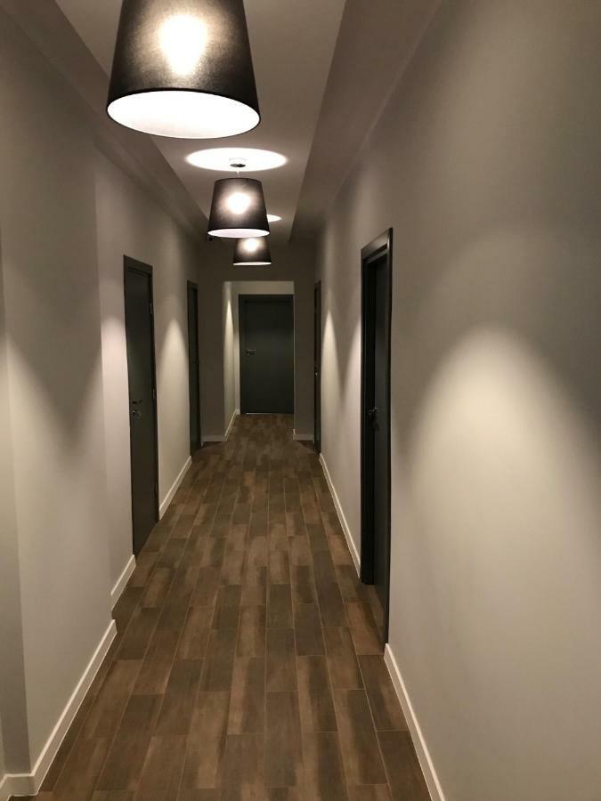 7 Rooms Mtp 波兹南 外观 照片