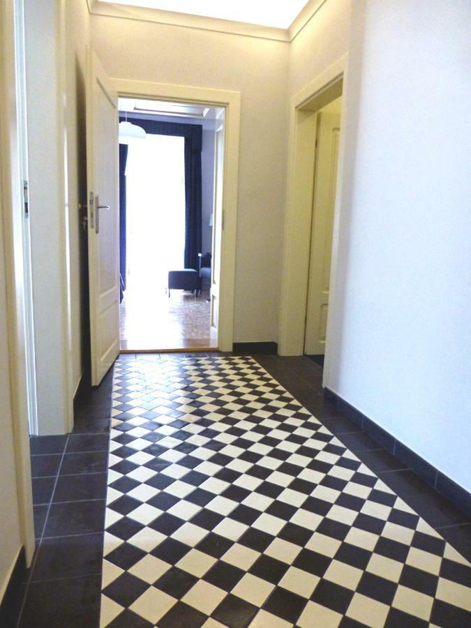 7 Rooms Mtp 波兹南 外观 照片